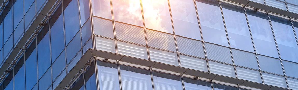 UV-Resistant Glass Experts in Ferry Pass